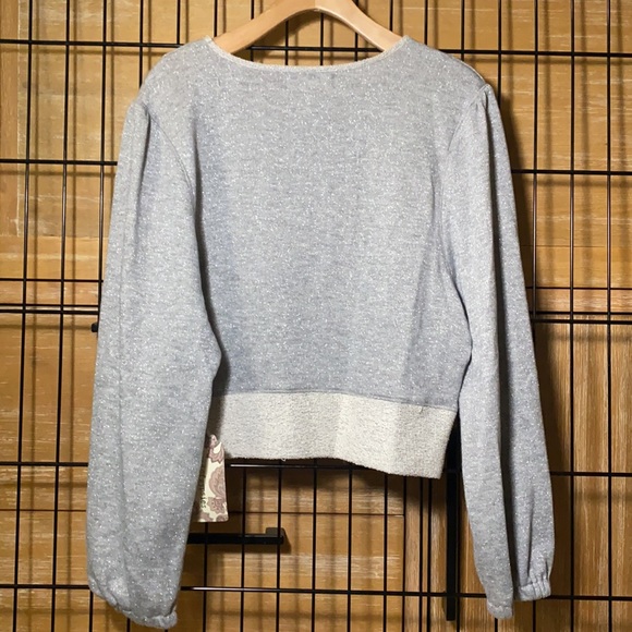 BAND OF GYPSIES NWT Cropped Silver Metallic Little Pullover - Picture 4 of 4